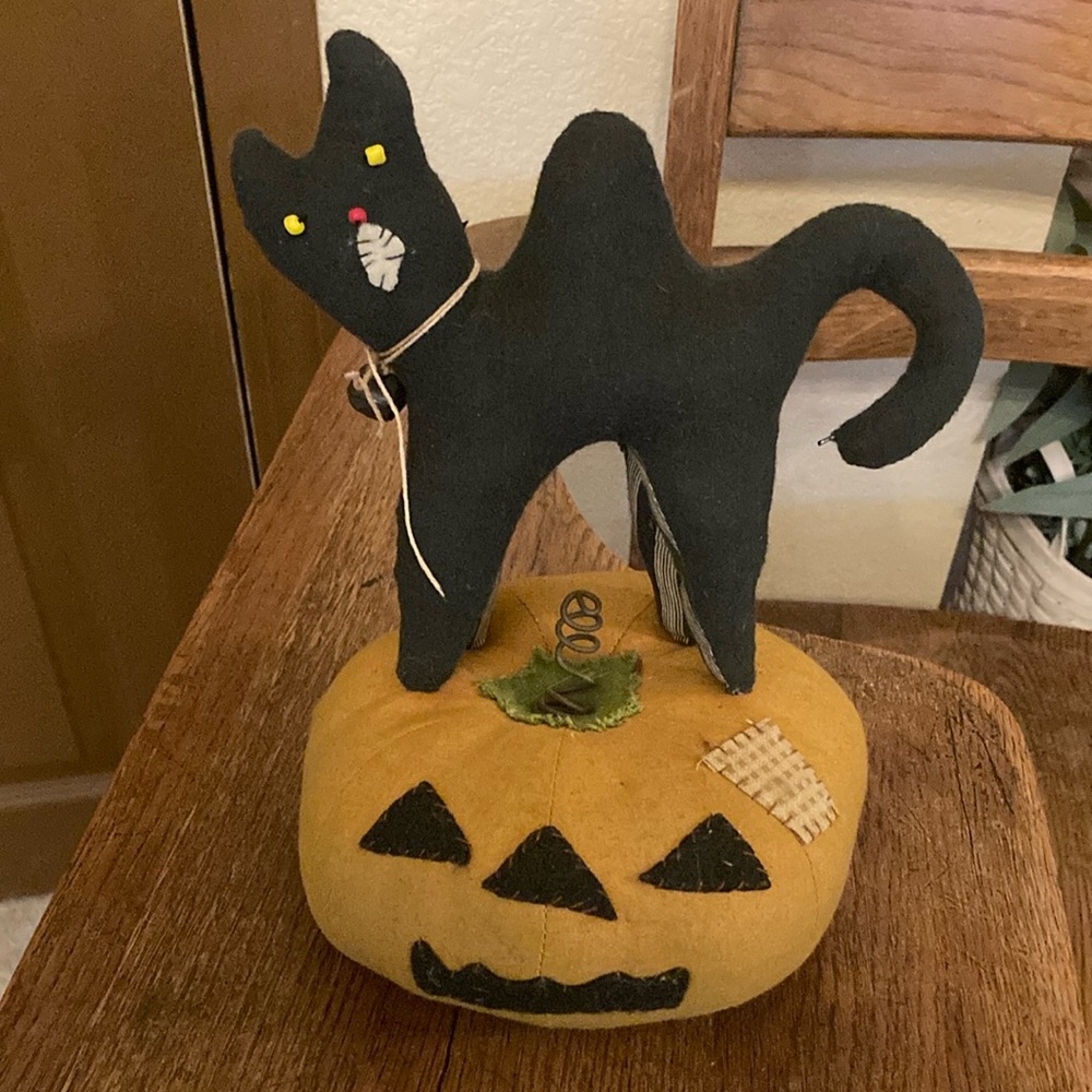 Lang Primitive Jack O’Lantern 🎃 & Black Cat 🐈⬛ Halloween Decor Like New!